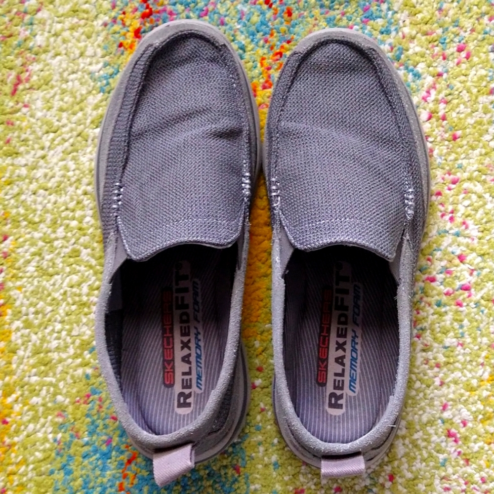 Skechers Men's Relaxed Fit Shoes size 10